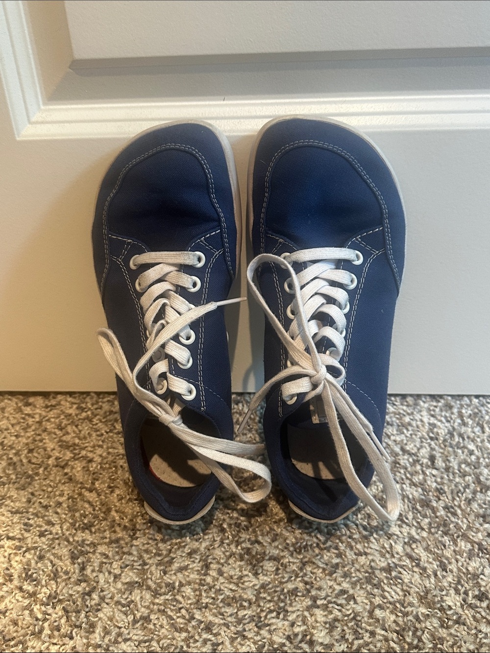 Women's Splay Navy Canvas Lace-Up Sneakers